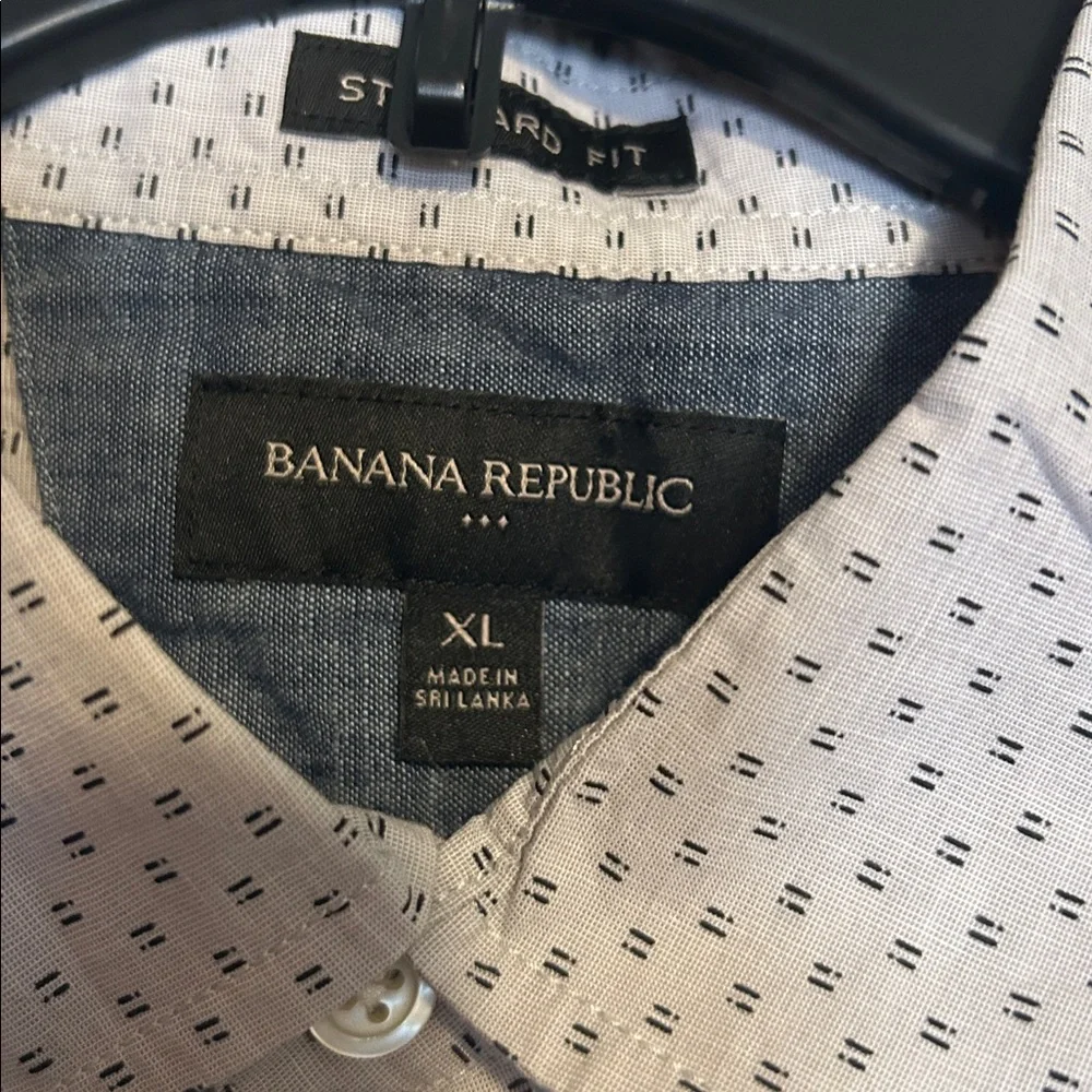 Banana Republic Short Sleeve Button Down Shirt Size XL Standard Fit